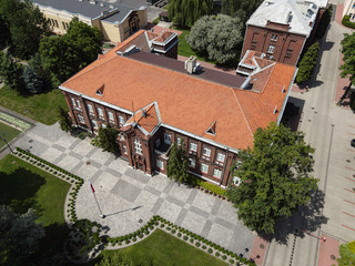 UoJ main building