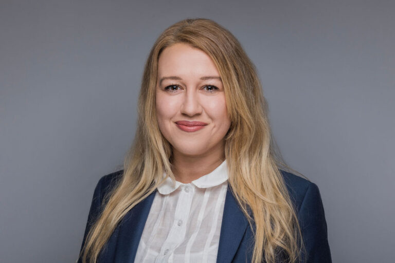 Europris-Teamfotos-Wien-Studio-Matphoto-144